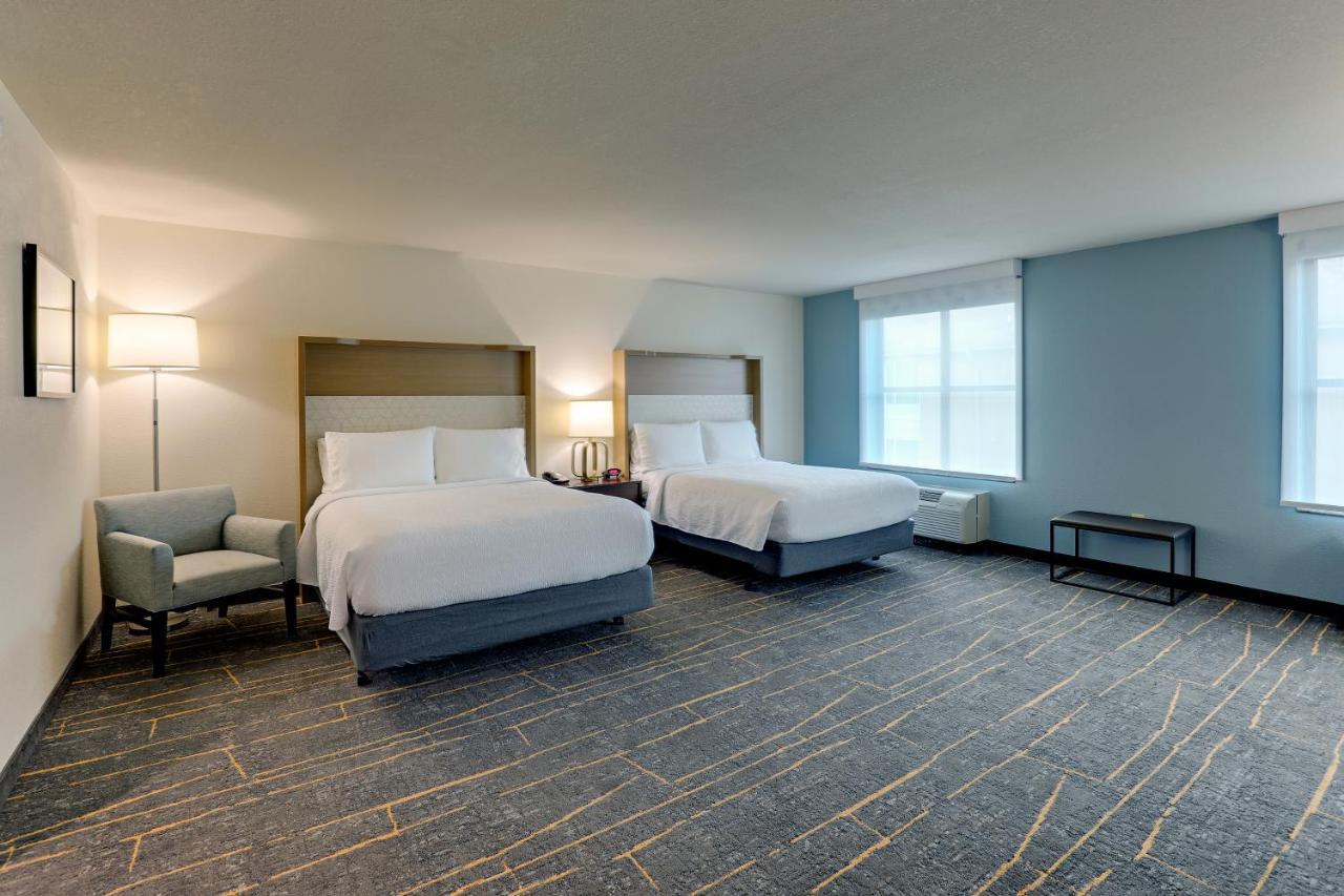 Airport By Ihg Hotel 3*