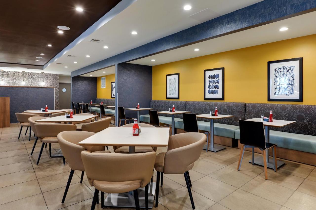 Hotel Airport By Ihg
