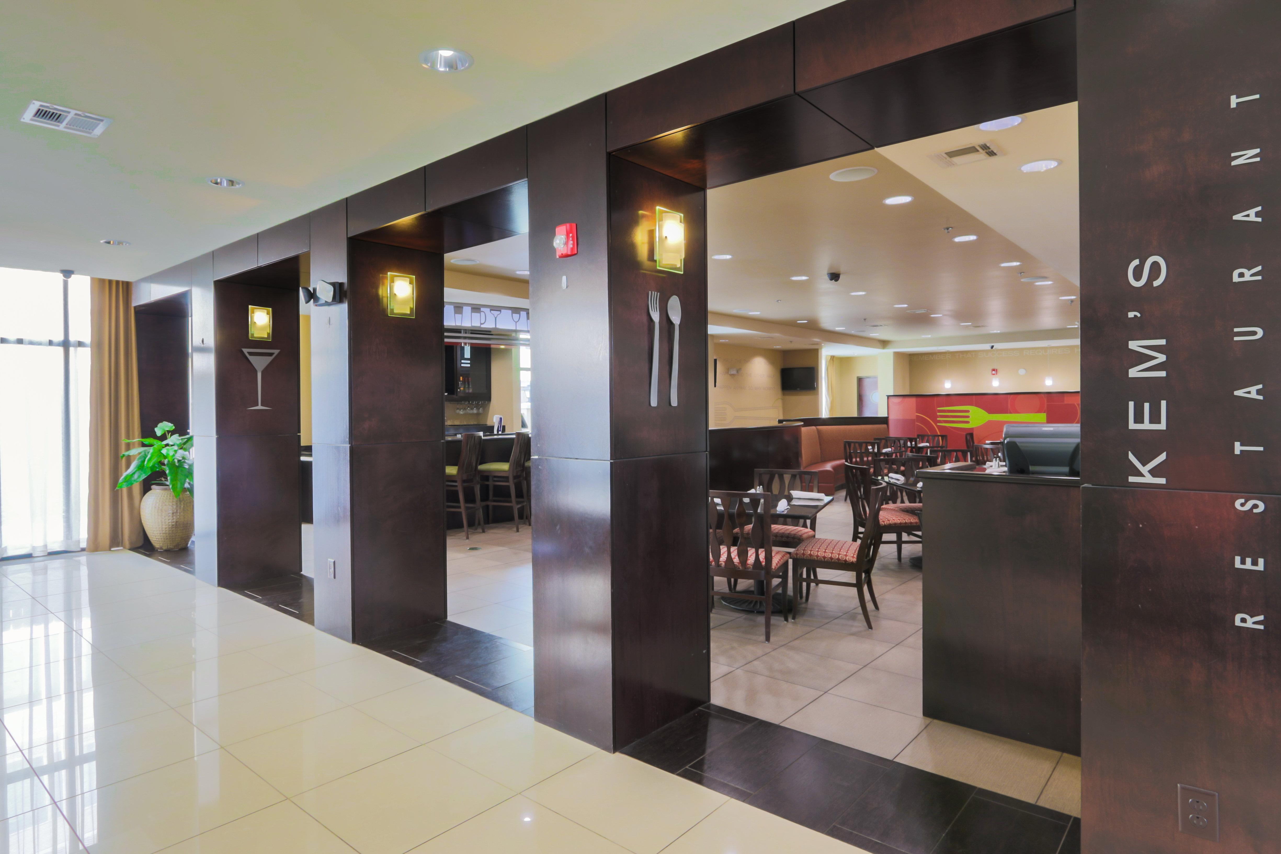 Airport By Ihg Hotel